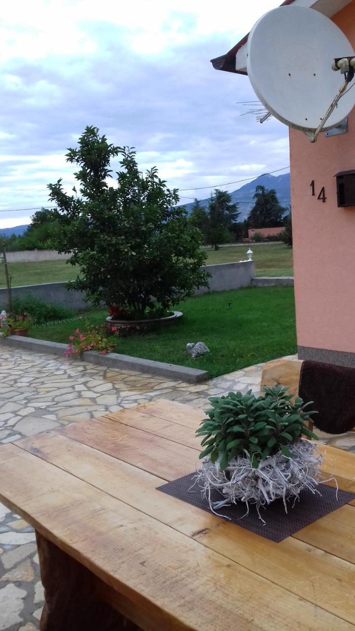 Holiday Home Izabela Krsan Экстерьер фото
