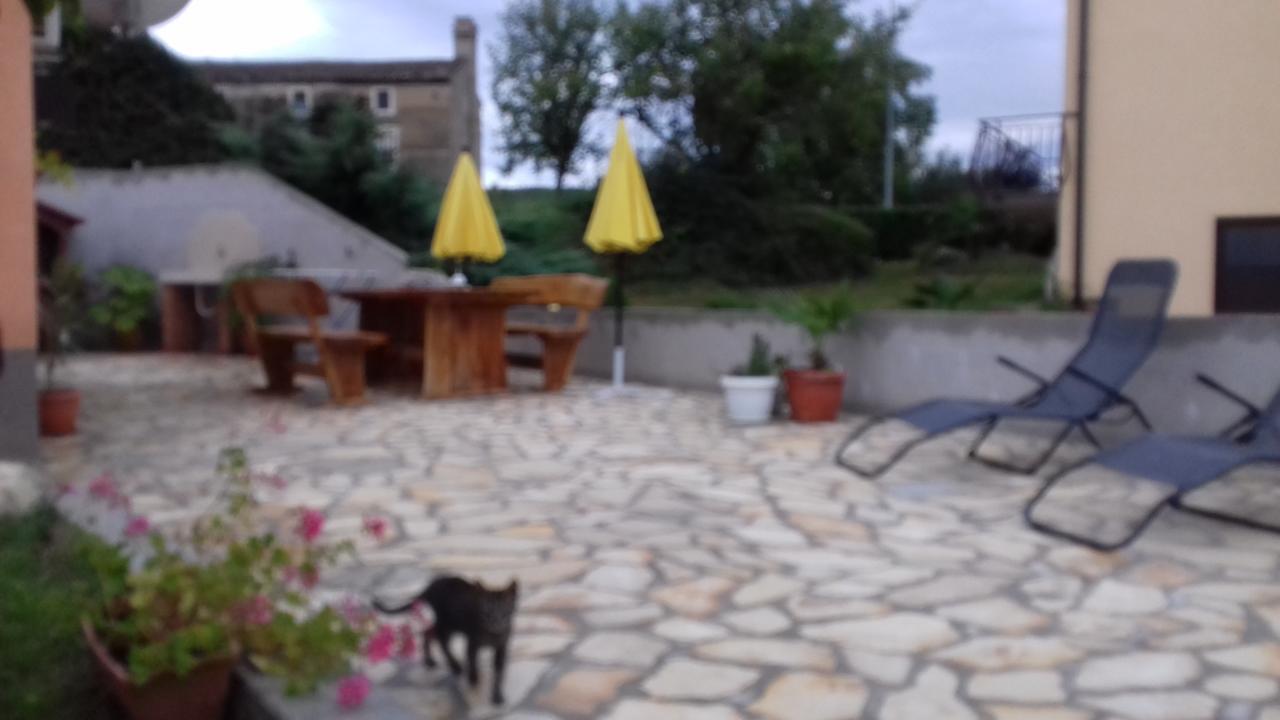 Holiday Home Izabela Krsan Экстерьер фото