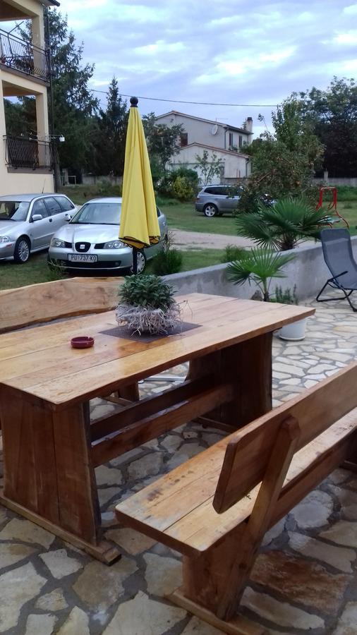 Holiday Home Izabela Krsan Экстерьер фото