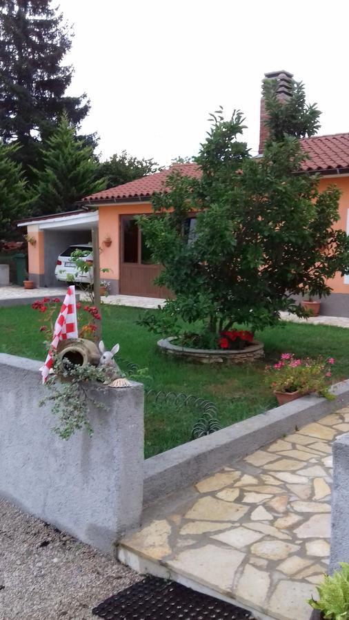 Holiday Home Izabela Krsan Экстерьер фото